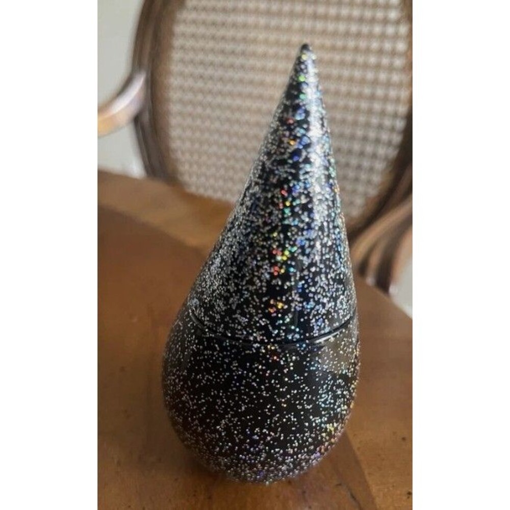 Rare & discontinued. La Prairie, Midnight Rain Eau De Perfume, 50 ml.